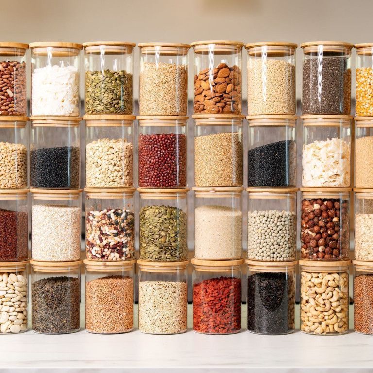 Potjes met ingrediënten